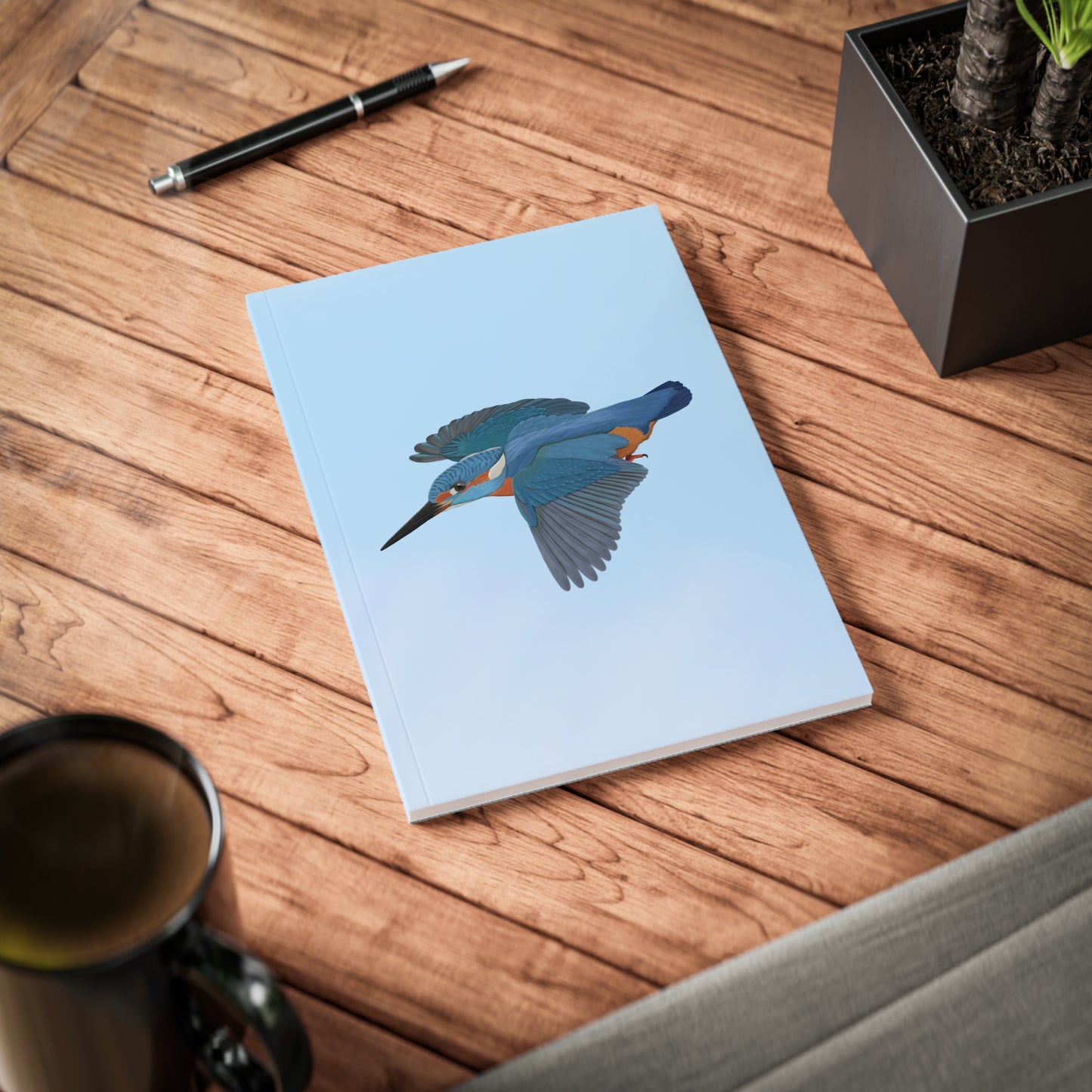 Eisvogel im Flug A5 Vogel Softcover Notizbuch 150 Seiten Liniert