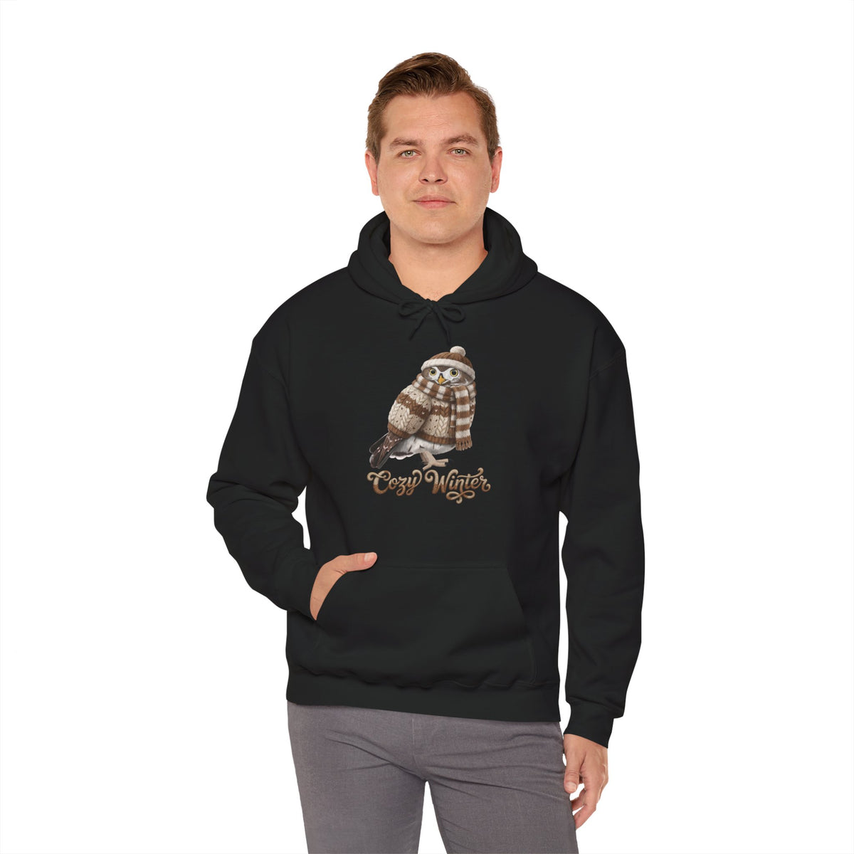 Eule mit Strickmütze Cozy Winter Hoodie - Vogel Kapuzenpullover für Vogelbeobachter & Naturliebhaber mit Vogelmotiv