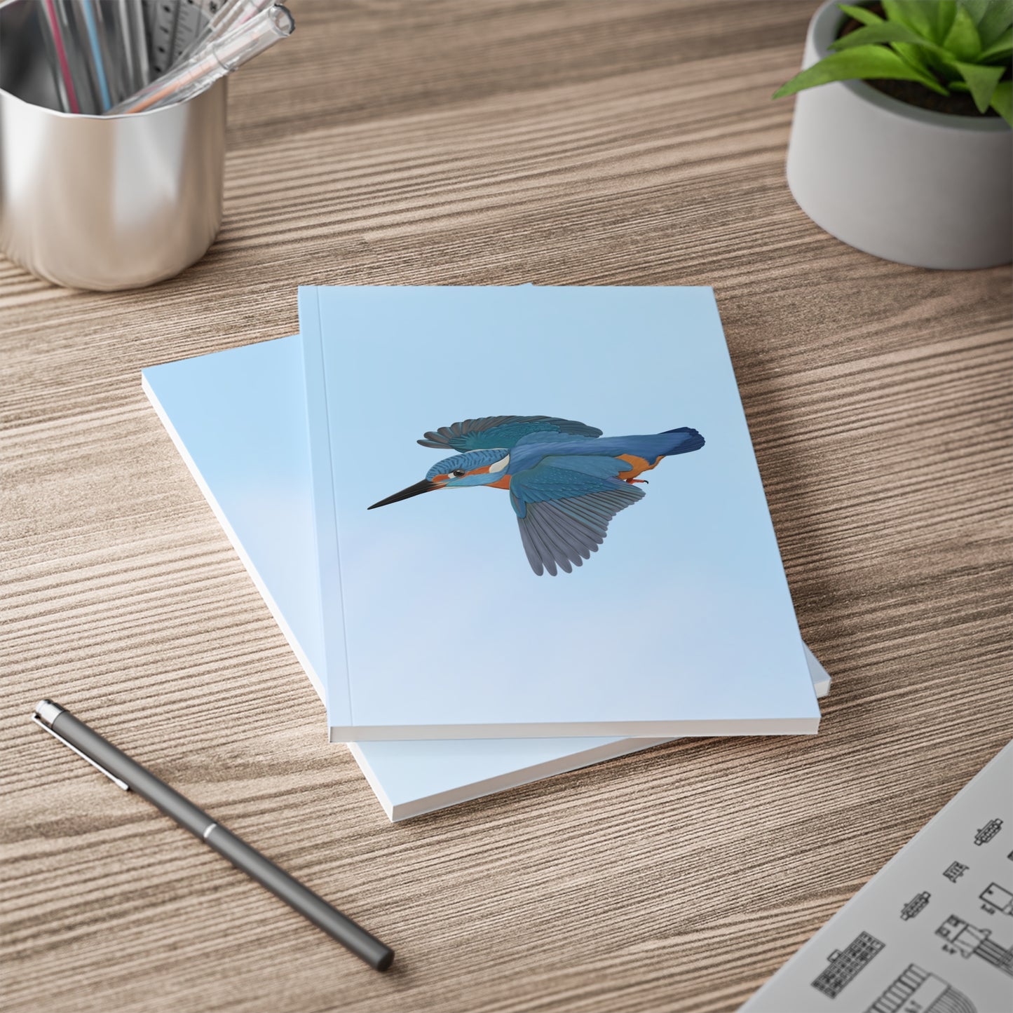 Eisvogel im Flug A5 Vogel Softcover Notizbuch 150 Seiten Liniert