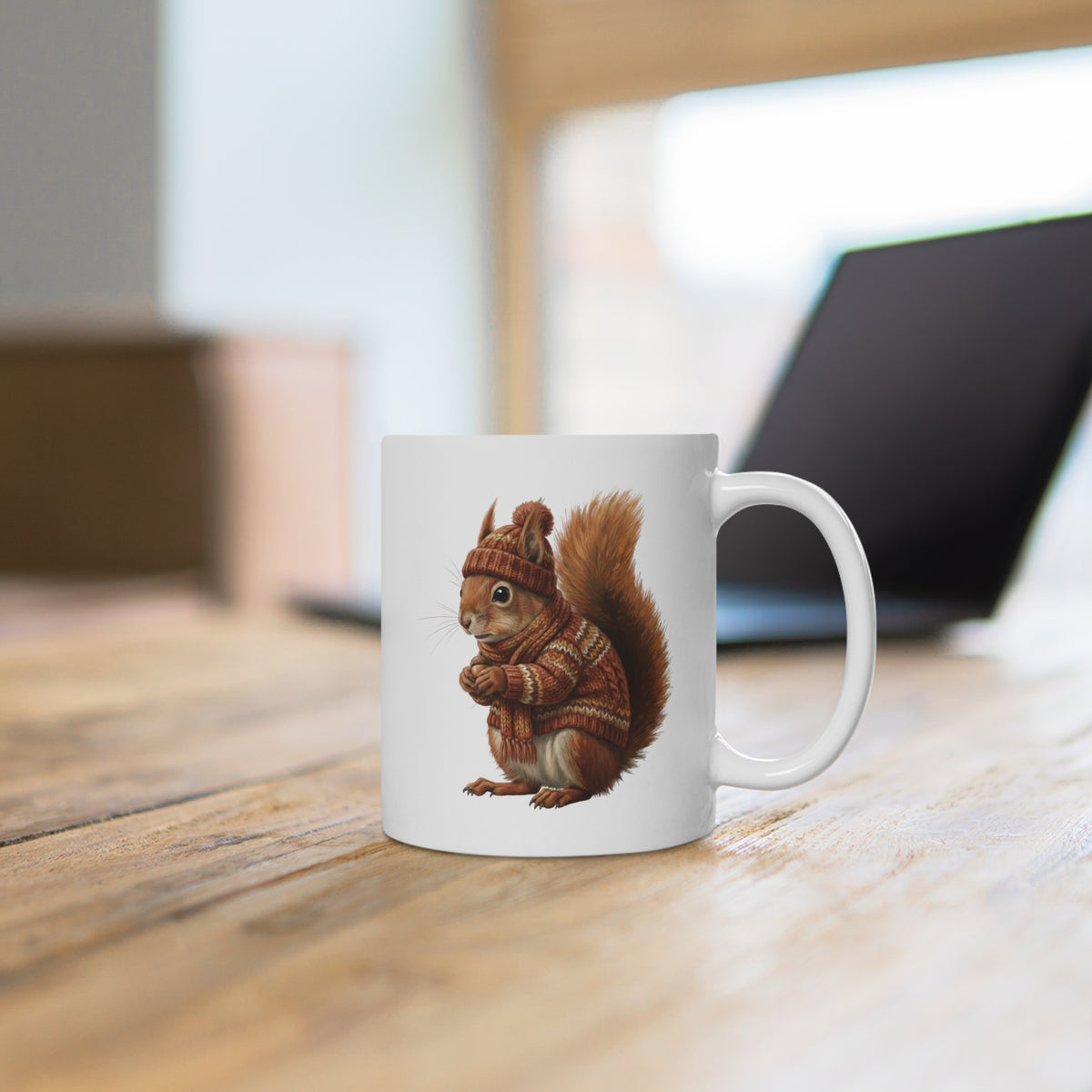 Eichhörnchen mit Strickpullover Weihnachtliche Tasse Tiermotiv – Ideal für Kakao & Kaffee – 11 oz,