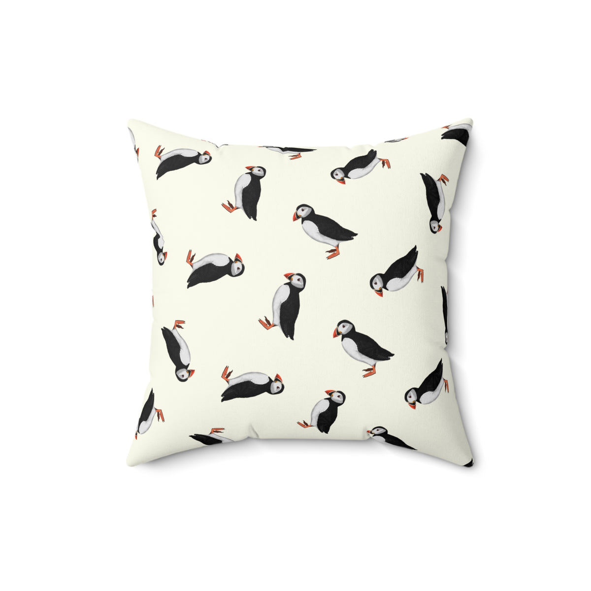 Papageitaucher Dekokissen in Cremeweiß | Gemaltes Vogelmotiv & Sofakissen 40x40cm für Naturfreunde