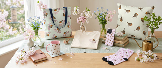 The Ultimate Gift Guide for Robin Lovers: Celebrating the European Robin