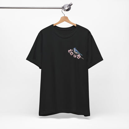 Blauhäher T-Shirt mit Kirschblüten | Florales Vogelmotiv für Vogelfreunde