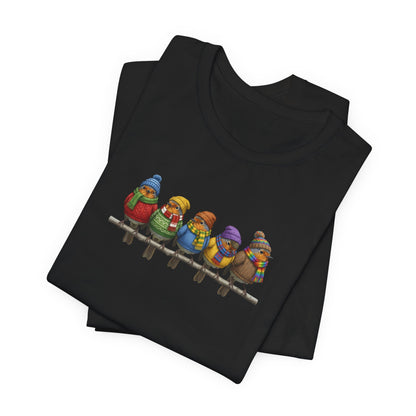 Rotkehlchen in Strick T-Shirt – Weiches Premium Shirt mit Einzigartigem Vogelmotiv