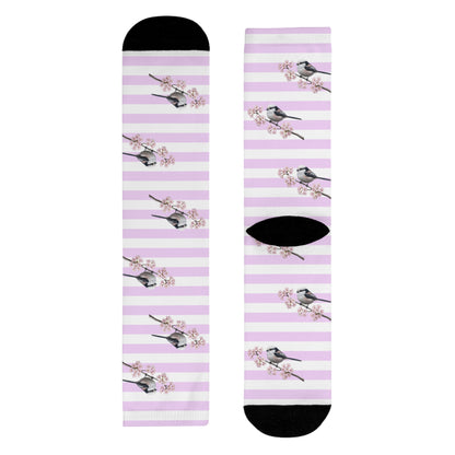 Schwanzmeise Socken – mit Kirschblüten | Weiß Rosa gestreifte Vogelmotiv Strümpfe