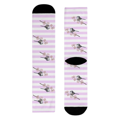 Schwanzmeise Socken – mit Kirschblüten | Weiß Rosa gestreifte Vogelmotiv Strümpfe
