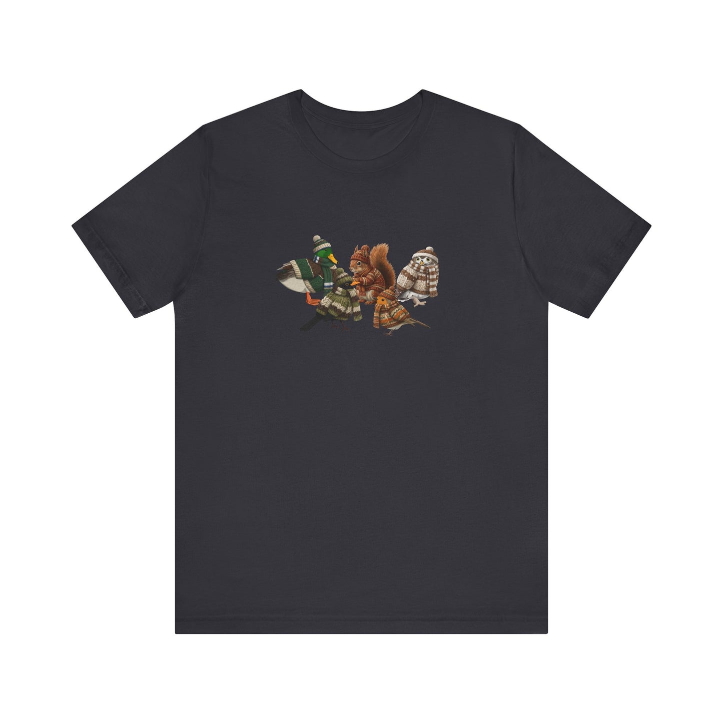 Lustiges Vogelmotiv Winter T-Shirt: Die kuschelige Garten-Gang mit Mütze & Pullover