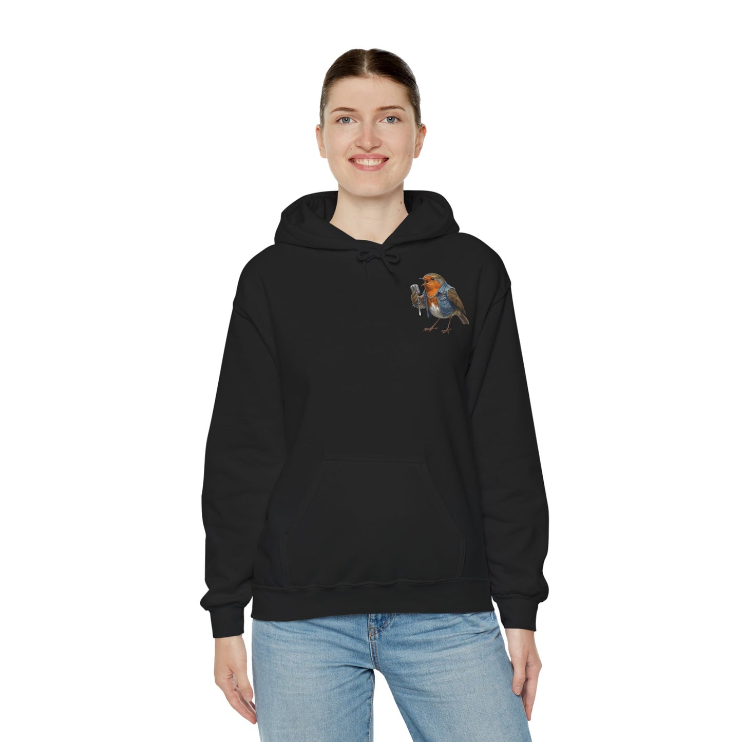 Rocky Rotkehlchen mit Mikrofon – Premium Band-Hoodie | Die Gartenvögel