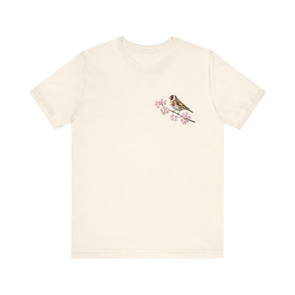 Stieglitz T-Shirt mit Kirschblüten | Florales Vogelmotiv für Vogelfreunde – bird graphic tee, Vogel