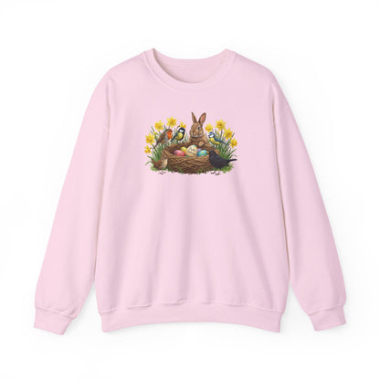 Oster Sweatshirt – Kaninchen & Singvögel am Osternest in Osterglocken | Unisex Pullover