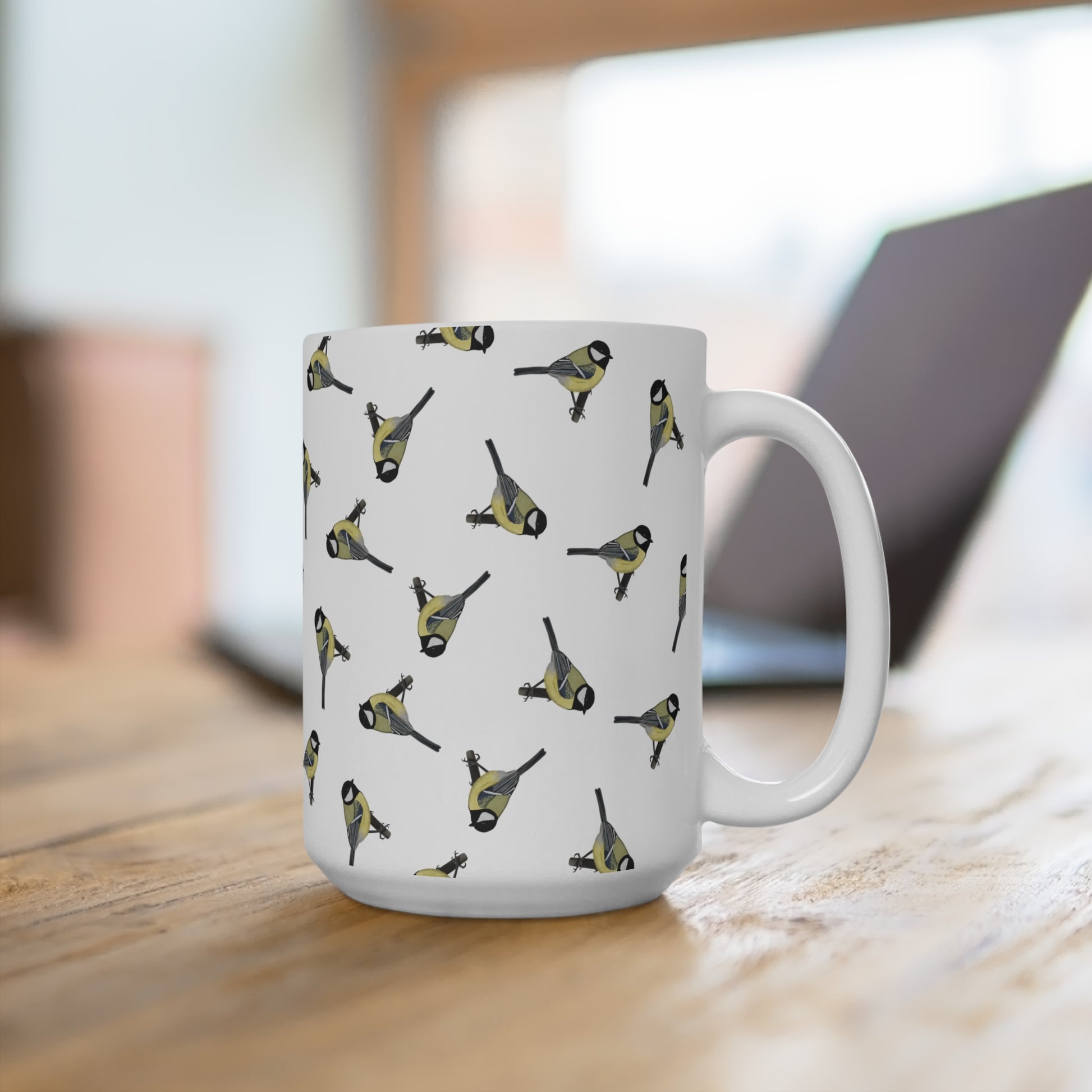 Kohlmeise Tasse – mit Streumuster | Vogelmotiv Kaffeebecher für Vogelbeobachter & Naturfreunde