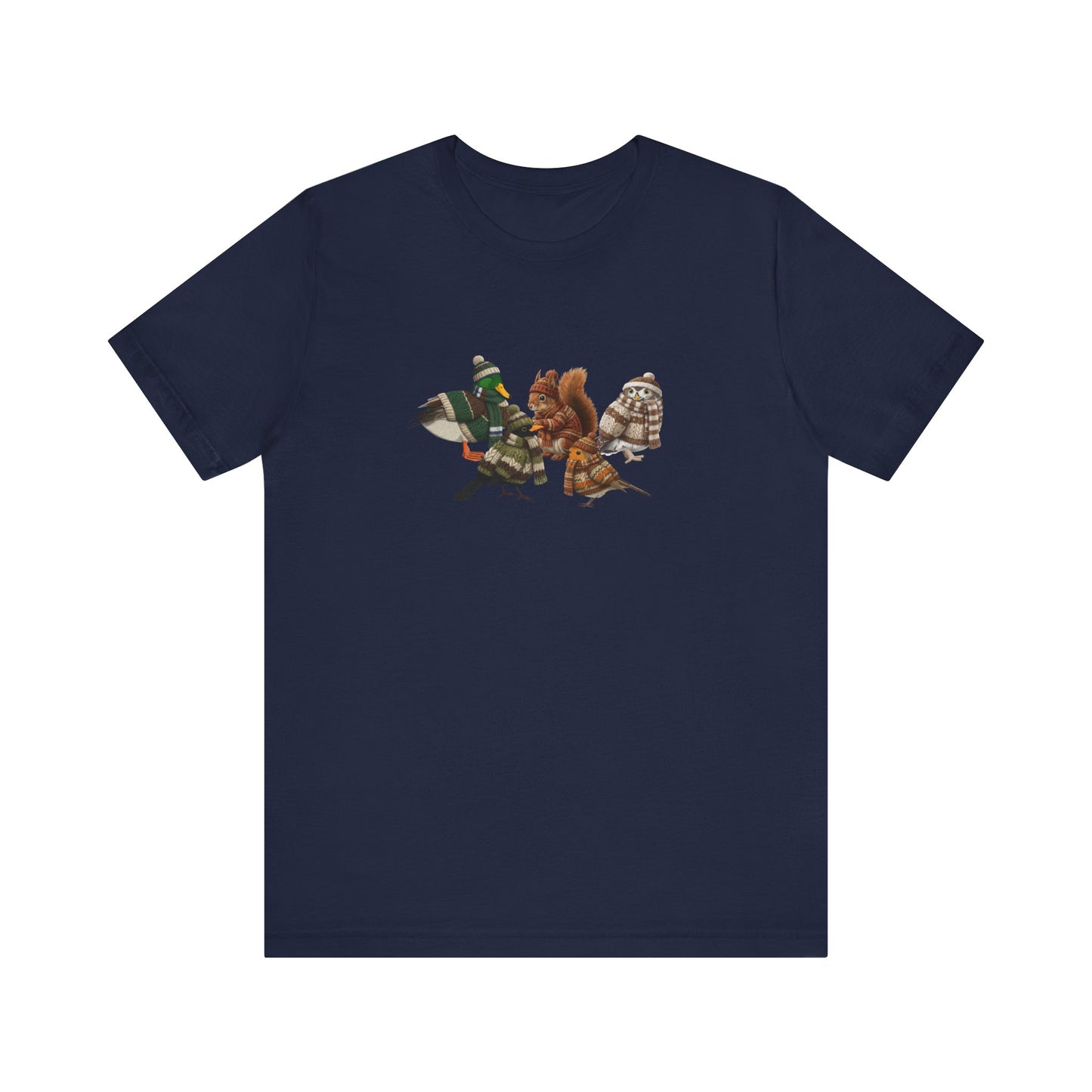Lustiges Vogelmotiv Winter T-Shirt: Die kuschelige Garten-Gang mit Mütze & Pullover
