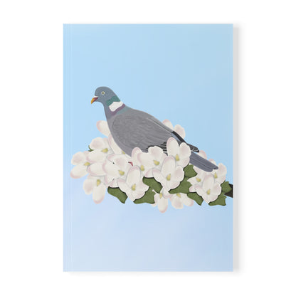 Ringeltaube im Frühling A5 Vogel Softcover Notizbuch 150 Seiten Liniert